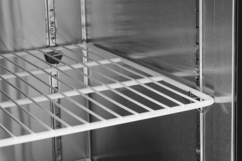 Stół chłodniczy Kitchen Line 2-drzwiowy z agregatem bocznym, linia 600