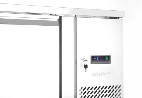 Stół mroźniczy 3-drzwiowy z agregatem bocznym 420L, 230V 1796x700x(H)879mm