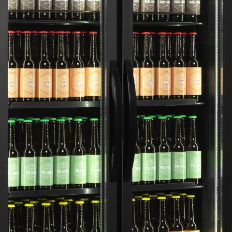 Czarna chłodziarka ekspozycyjna FSC891H Black